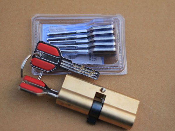 盐田24小时上门开锁公司